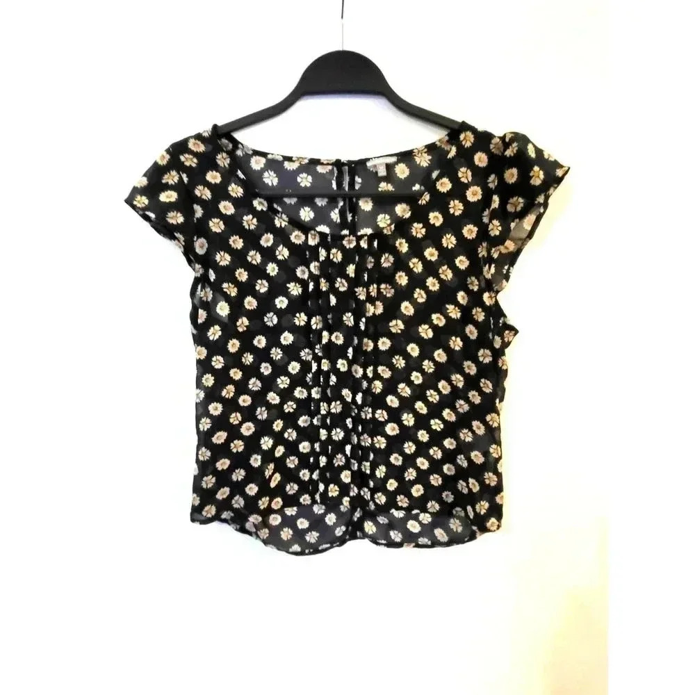 Charlotte Russe Blue Floral‎ Top